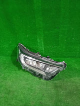 REFLEKTOR PRAWY PRZÓD TOYOTA RAV4 V FULL LED 18- NR.802