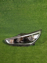 REFLEKTOR LEWY PRZÓD HYUNDAI I30 III 17- BEZ DOSWIETLENIA NR.893