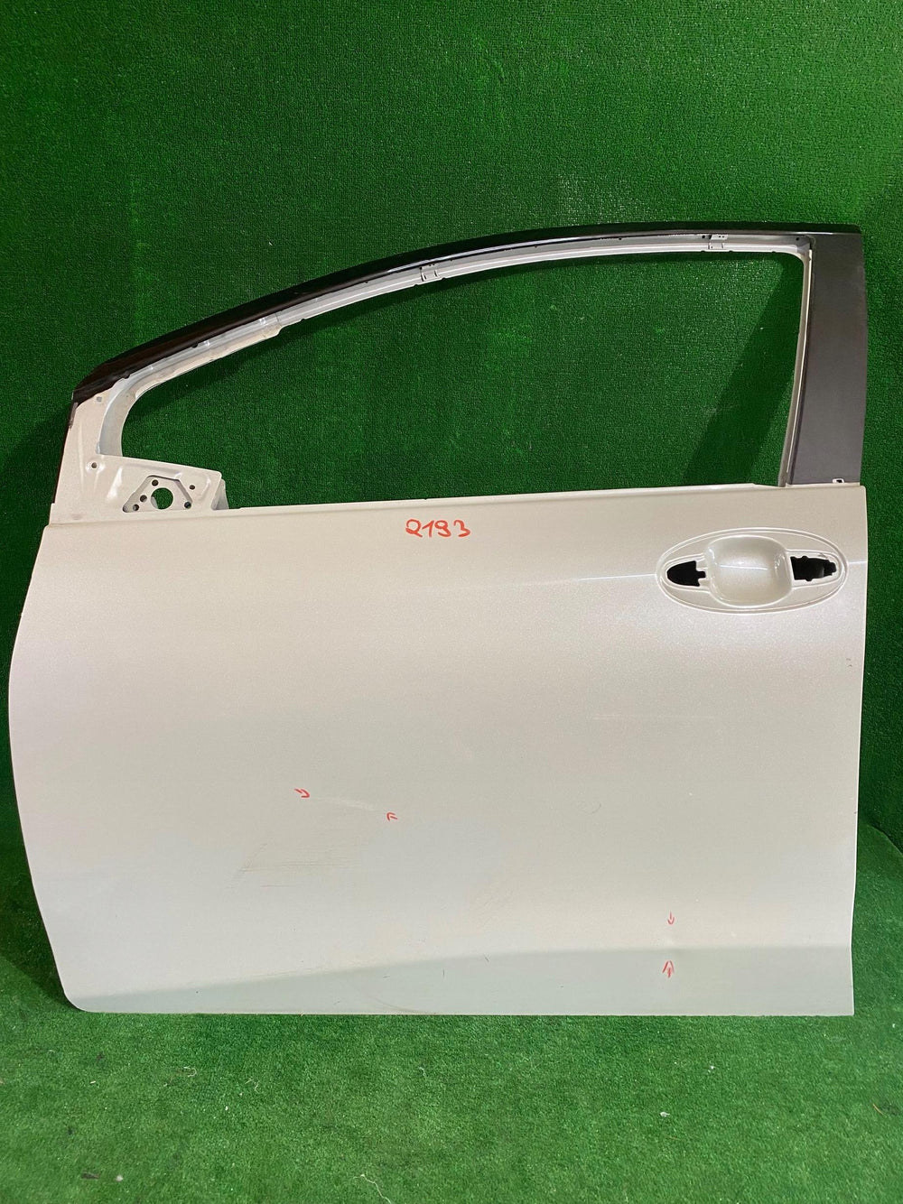 DRZWI PRZEDNIE LEWE LEWY PRZÓD TOYOTA YARIS III 11-