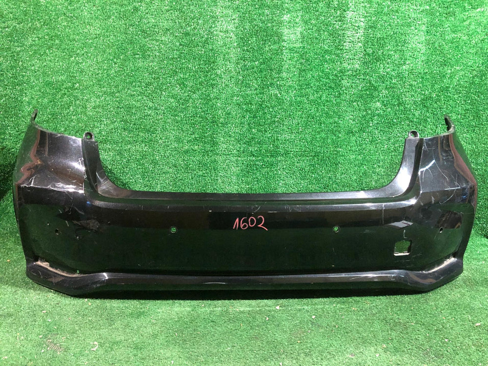 ZDERZAK TYLNY TYŁ TOYOTA COROLLA E21 SEDAN PDC
