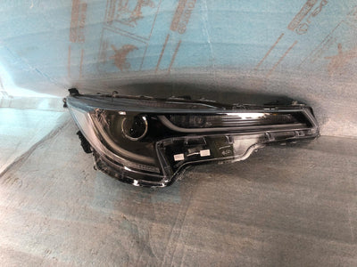 REFLEKTOR PRAWY FULL LED TOYOTA COROLLA E21 HB nr.00