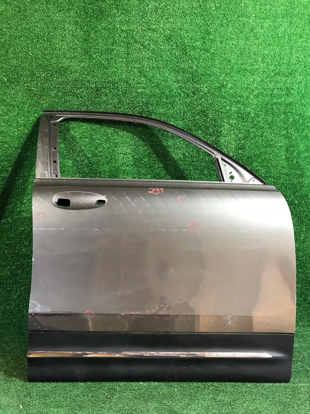 DRZWI PRAWE PRZEDNIE MERCEDES W247 GLB