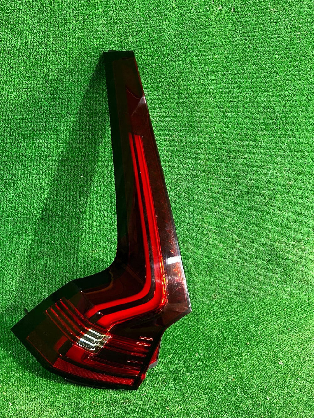 LAMPA TYŁ TYLNA LEWA VOLVO V90 LIFT 32337133