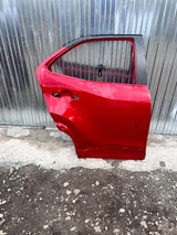 DRZWI TYLNE PRAWE TOYOTA YARIS CROSS nr.00