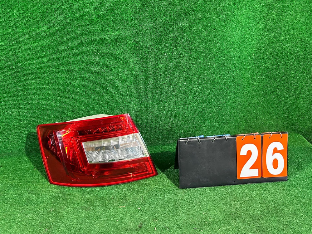 LAMPA TYŁ TYLNA SKODA OCTAVIA III LIFT SEDAN LED