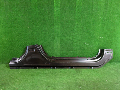 PRÓG PRAWY VOLVO XC60 II
