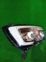 REFLEKTOR PRAWY PRZÓD RENAULT MASTER IV LED 19-