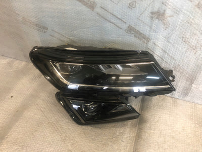 REFLEKTOR PRAWY SKODA KODIAQ FULL LED nr.000