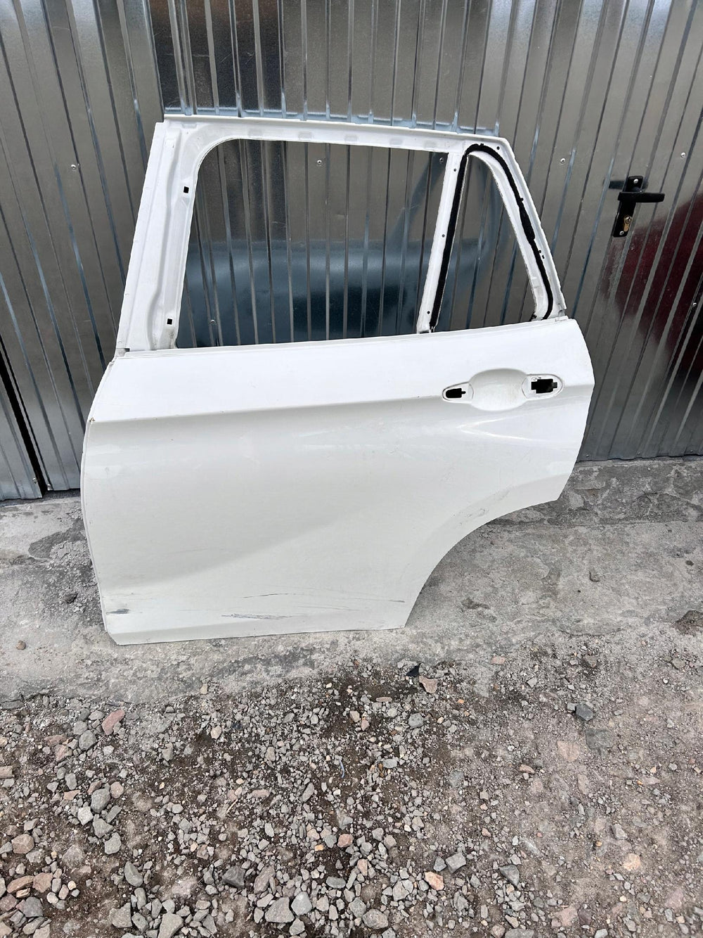 DRZWI TYLNE LEWE BMW X1 E84 nr.0