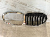ATRAPA GRILL NERKI BMW 1 F40 nr.00