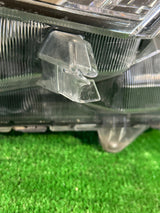 REFLEKTOR PRAWY TOYOTA RAV4 IV LIFT FULL LED nr:216