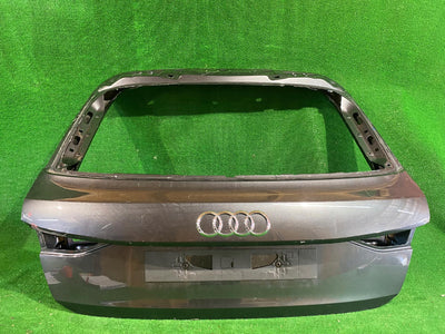KLAPA TYŁ TYLNA AUDI A3 8Y