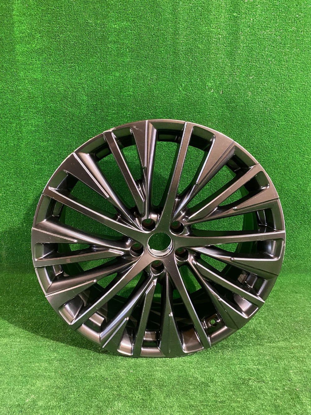 ALUFELGA LEXUS RX 21” 8J ET40