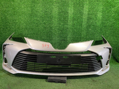 ZDERZAK PRZEDNI PRZÓD TOYOTA COROLLA E21 SEDAN BEZ PDC NR.979