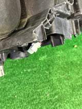 REFLEKTOR PRAWY SEAT LEON IV FULL LED nr:430