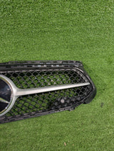 GRILL ATRAPA CHŁODNICY MERCEDES CLA W118 LIFT NOWY NR.02