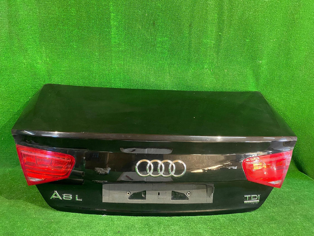 KLAPA TYLNA TYŁ BAGAŻNIKA AUDI A8 L D4 10-