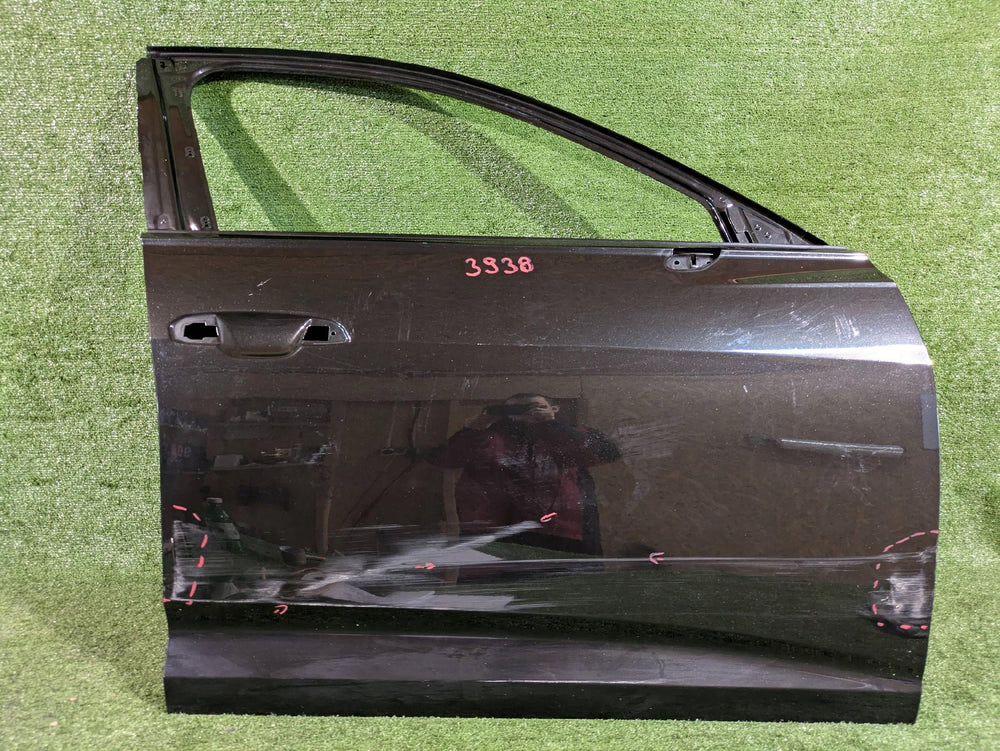 DRZWI PRZEDNIE PRAWE PRAWY PRZÓD AUDI A6 C8 18- NR.3938