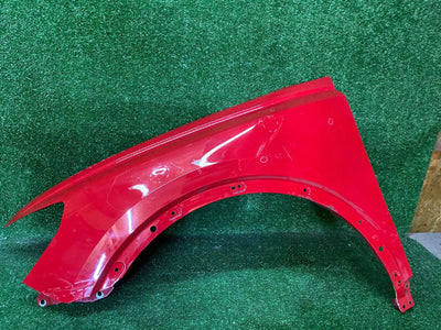 BŁOTNIK PRZEDNI LEWY PRZÓD AUDI Q3 II 83A