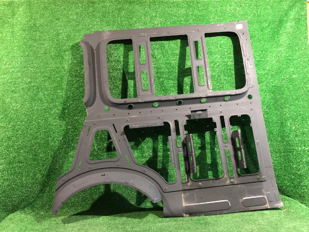 POSZYCIE WEWNĘTRZNE LEWE VW CRAFTER 7C 7C3810028H