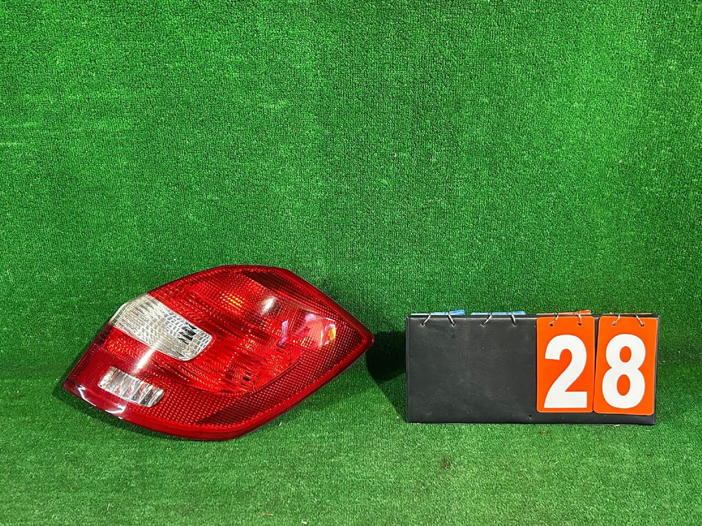 LAMPA TYŁ TYLNA PRAWA SKODA FABIA II LIFT KOMBI nr:28