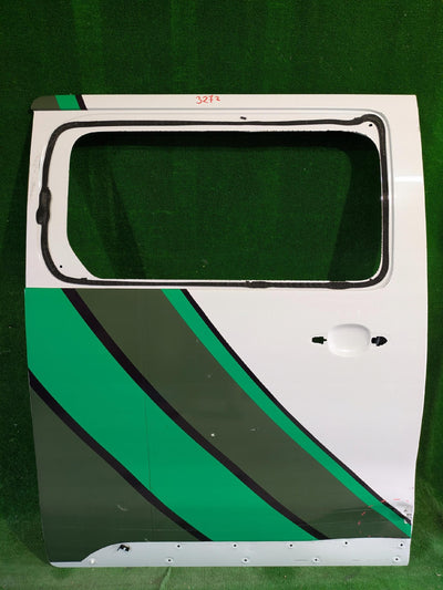 DRZWI PRZESUWNE PRAWE EXPERT JUMPY EXPERT III 16- NR.3272