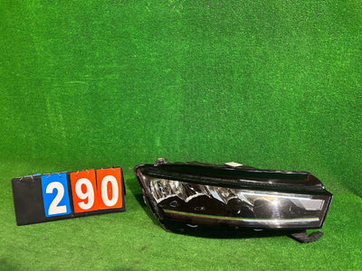REFLEKTOR PRAWY SKODA OCTAVIA IV FULL LED nr:290