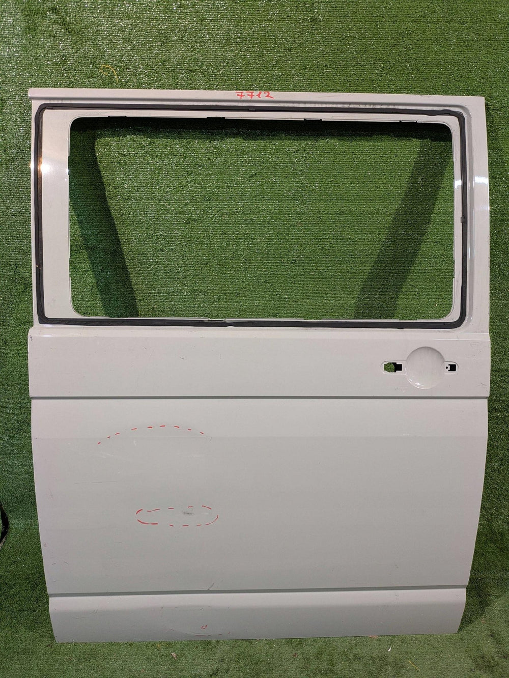 DRZWI PRZESUWNE PRAWE PRAWY TYŁ VW T5 T6 NR.7712