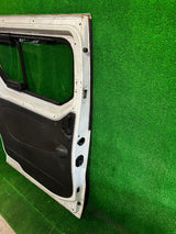 DRZWI PRZESUWNE LEWE RENAULT TRAFIC OPEL VIVARO