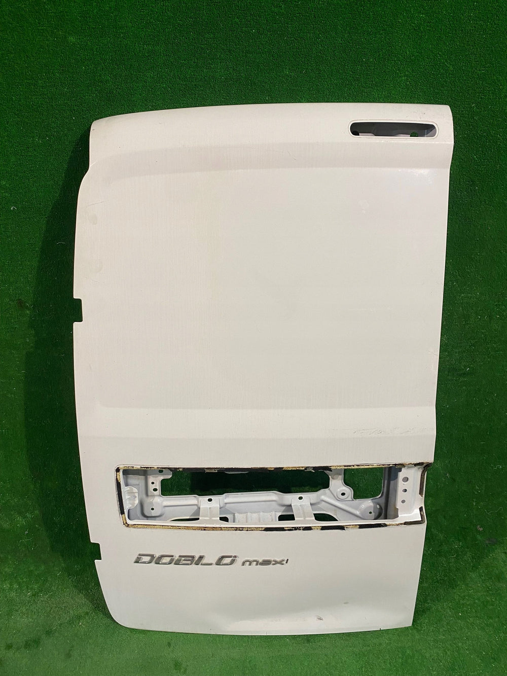DRZWI TYLNE LEWE LEWY TYŁ FIAT DOBLO II COMBO D 10- NR.98