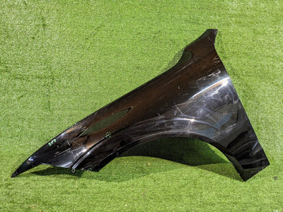 BŁOTNIK PRZEDNI LEWY PRZÓD VOLVO XC60 II NR.318