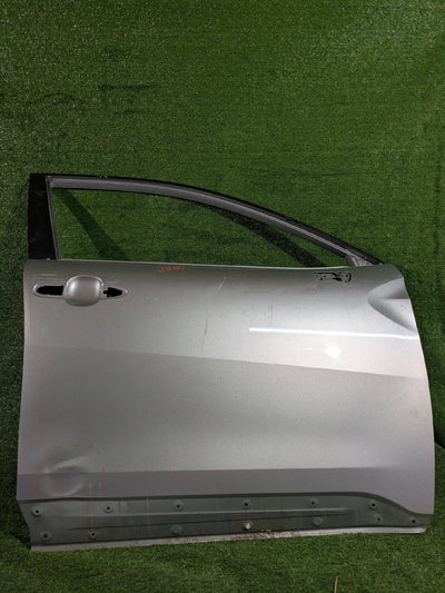 DRZWI PRZEDNIE PRAWE PRAWY PRZÓD TOYOTA COROLLA CROSS NR.3984