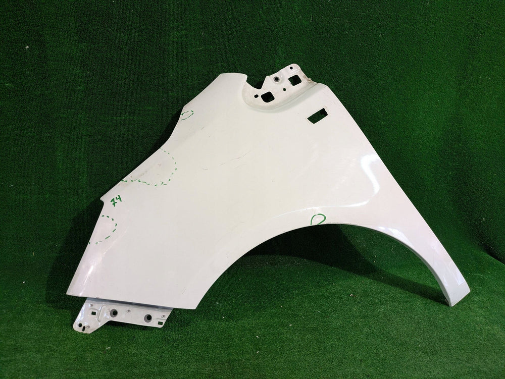 BŁOTNIK PRZEDNI LEWY PRZÓD OPEL MERIVA B