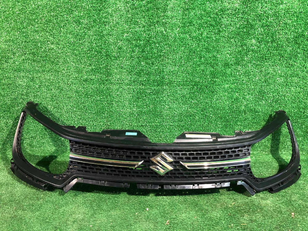 GRILL ATRAPA SUZUKI IGNIS III