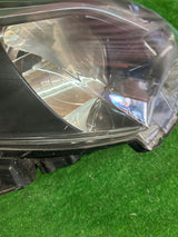 REFLEKTOR PRAWY TOYOTA YARIS III LIFT 17- nr:237