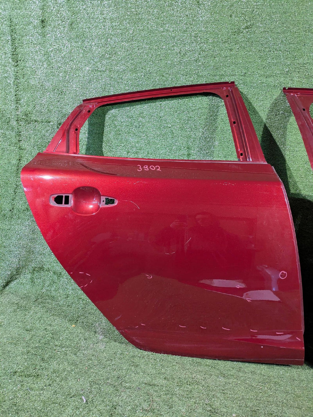 DRZWI TYLNE PRAWE PRAWY TYŁ VOLVO V40 NR.3902
