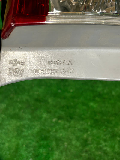 LAMPA TYŁ TYLNA LEWA TOYOTA COROLLA E15 LIFT
