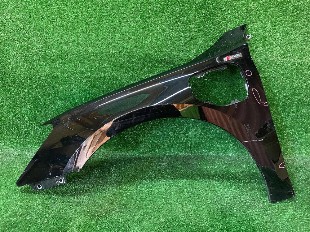 BŁOTNIK PRZEDNI LEWY PRZÓD AUDI A3 8Y HYBRID