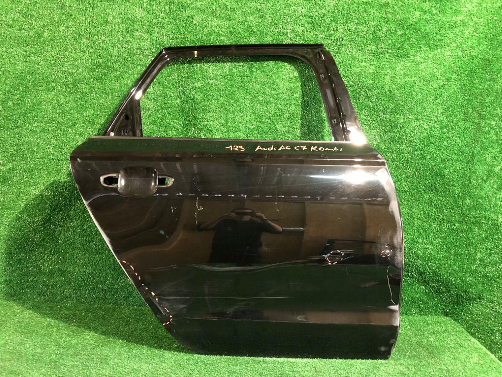 DRZWI PRAWE TYLNE AUDI A6 C7 KOMBI AVANT NR.129