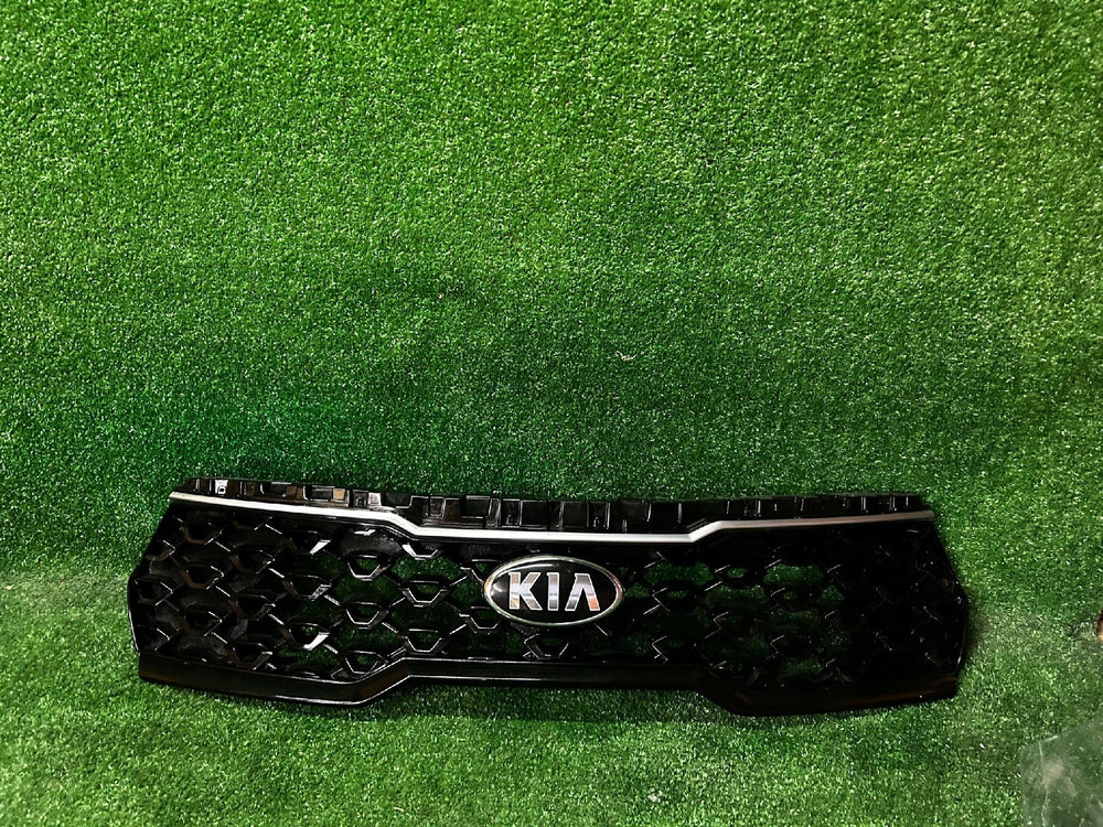 GRILL ATRAPA KIA SORENTO IV WERSJA BEZ KAMERY