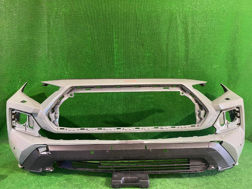 ZDERZAK PRZEDNI PRZÓD TOYOTA RAV4 V LIFT NR.4358