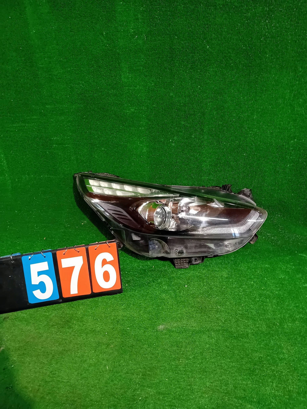 REFLEKTOR PRAWY PRZÓD FORD S-MAX MK2 14- GALAXY MK4 LED