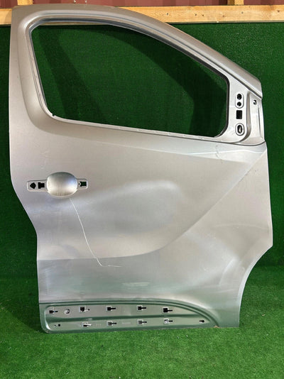 DRZWI PRZEDNIE PRAWE RENAULT TRAFIC III VIVARO B TALENTO