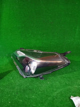 REFLEKTOR LEWY PRZÓD TOYOTA YARIS III LIFT 17