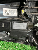 LAMPA TYLNA PRAWA TOYOTA CH-R LIFT