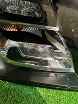 REFLEKTOR PRAWY AUDI Q5 8R XENON USA