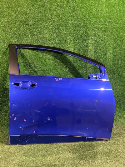 DRZWI PRZEDNIE PRAWE TOYOTA YARIS III LIFT