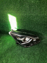 REFLEKTOR PRAWY TOYOTA YARIS III LIFT LED 17-