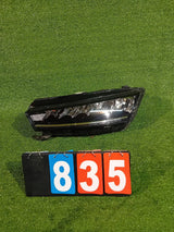 REFLEKTOR LEWY PRZÓD SKODA OCTAVIA IV 20 - FULL LED NR.835