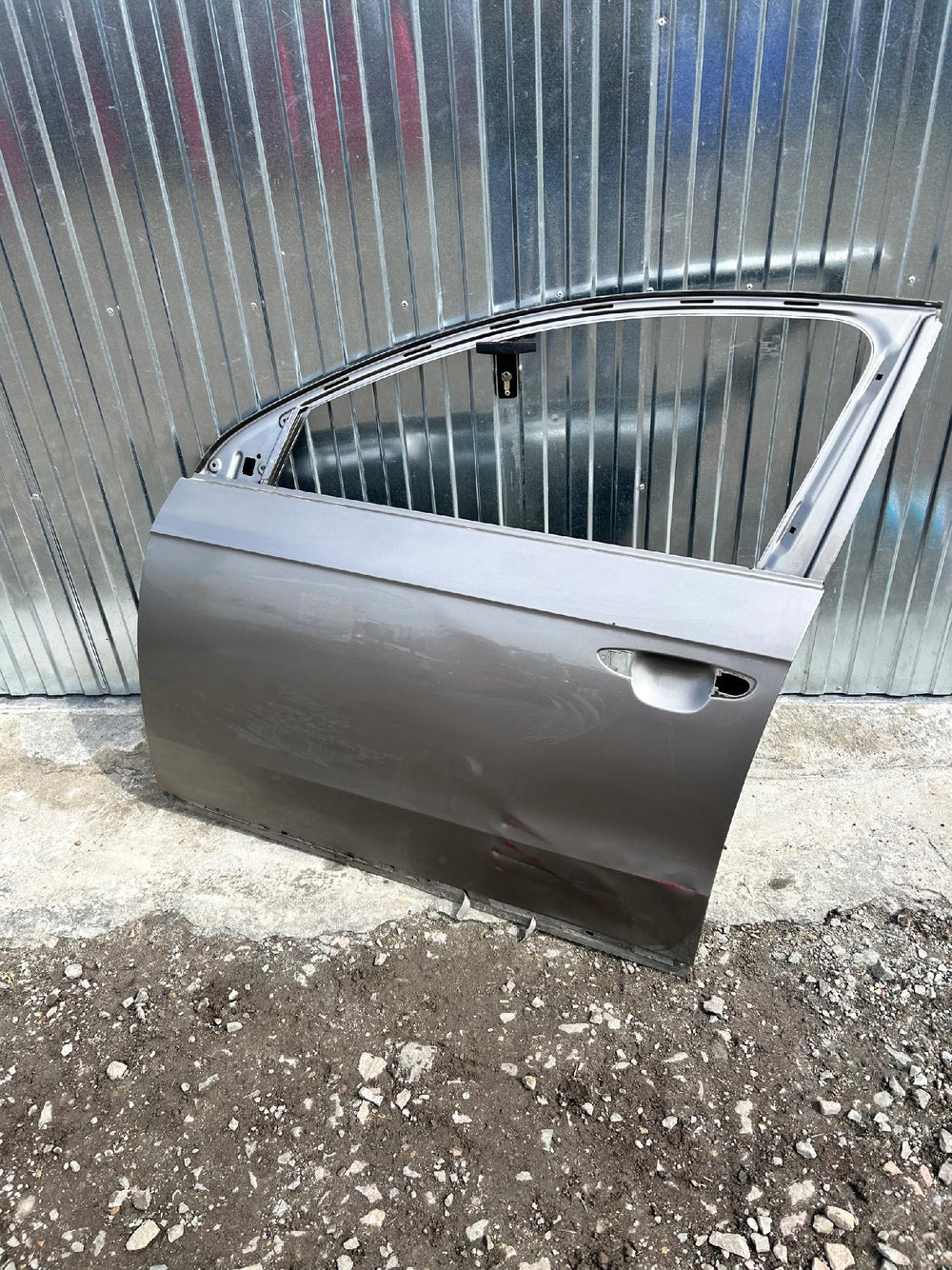 DRZWI PRZEDNIE LEWE VW PASSAT B7 nr.0